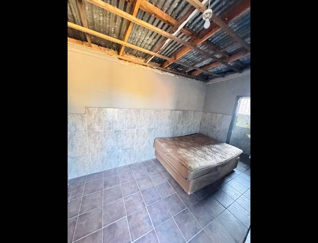 4 BEDROOM FREESTANDING FOR SALE IN WITBANK CENTRAL